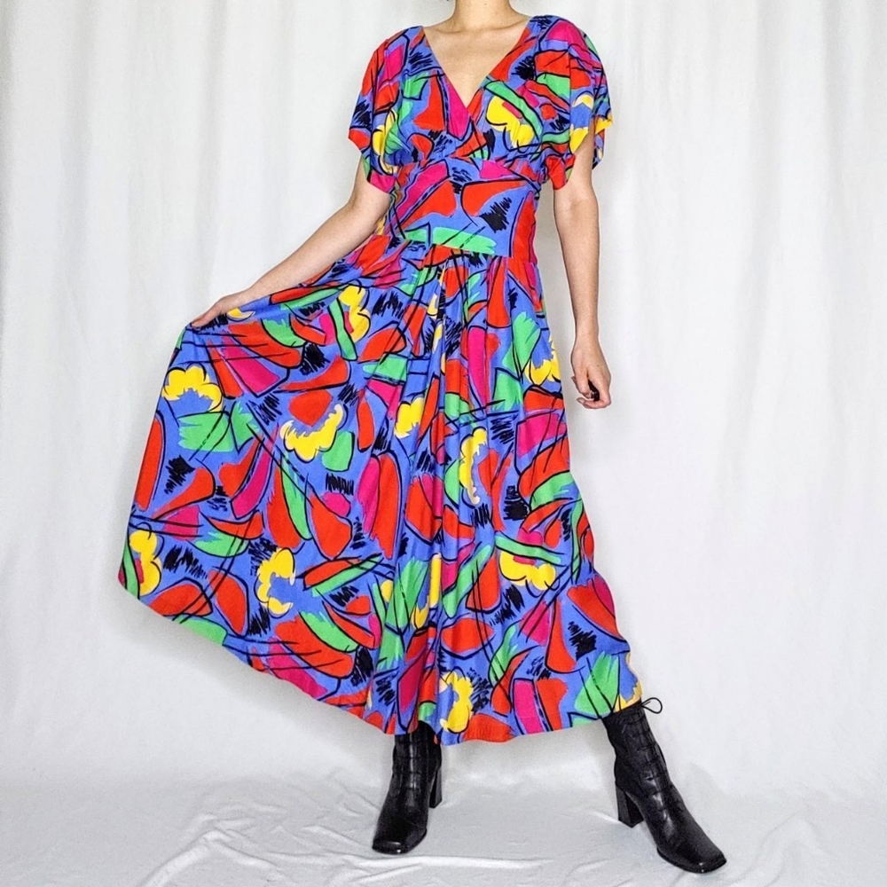 Vintage rainbow abstract print dress